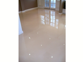 Decorative epoxy flooring - high-gloss flooring maintenance