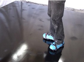 Tips for avoiding mysterious lumps and bumps on epoxy floors